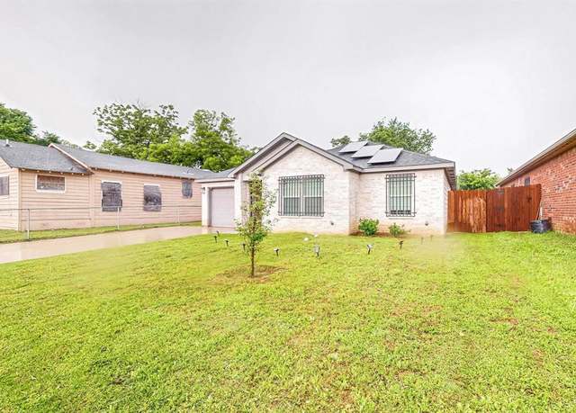 Property at 2613 Rochester St, Dallas, TX 75215, 4 beds, 2 baths