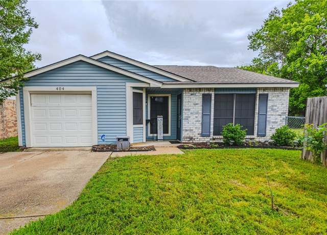 Property at 404 Jones St, Cedar Hill, TX 75104, 3 beds, 2 baths