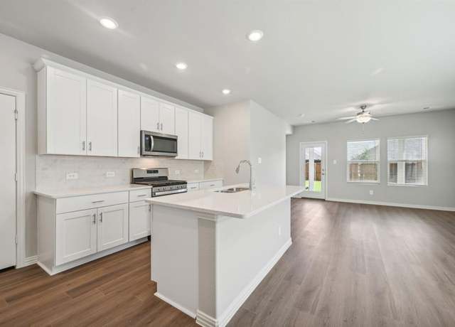 Property at 518 Willet Dr, Mckinney, TX 75069, 4 beds, 2.5 baths