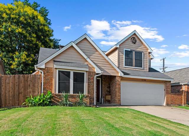 Property at 1136 Prospect Dr, Flower Mound, TX 75028, 3 beds, 2.5 baths