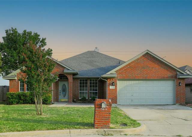 Property at 3616 Sutter Ct, Fort Worth, TX 76137, 3 beds, 2 baths