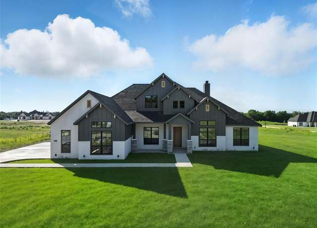 Property at 161 Aria Dr, Waxahachie, TX 75165, 4 beds, 3 baths