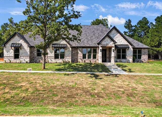Property at 12336 Oak Grove Dr, Tyler, TX 75706, 4 beds, 3.5 baths