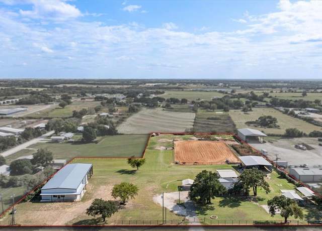 Property at 2720 N US 377, Stephenville, TX 76401, 3 beds, 2 baths