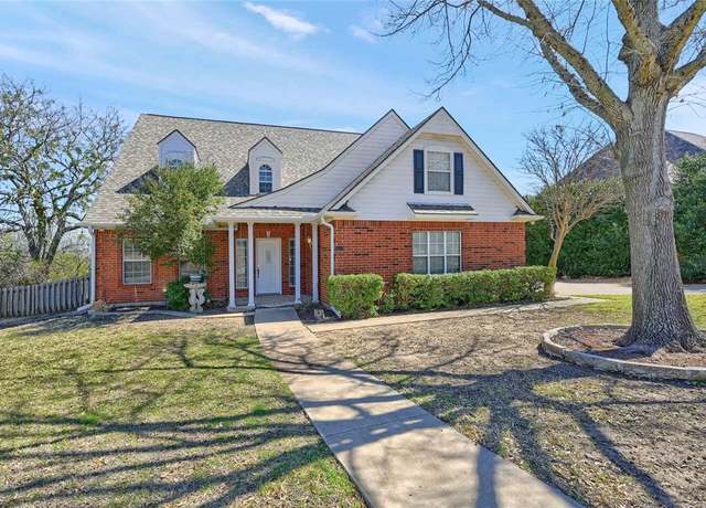 Property at 205 Baker Park Dr, Sherman, TX 75092, 4 beds, 3.5 baths