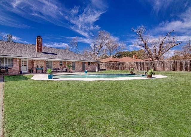 Property at 6717 Del Prado Ave, Fort Worth, TX 76133, 5 beds, 3 baths