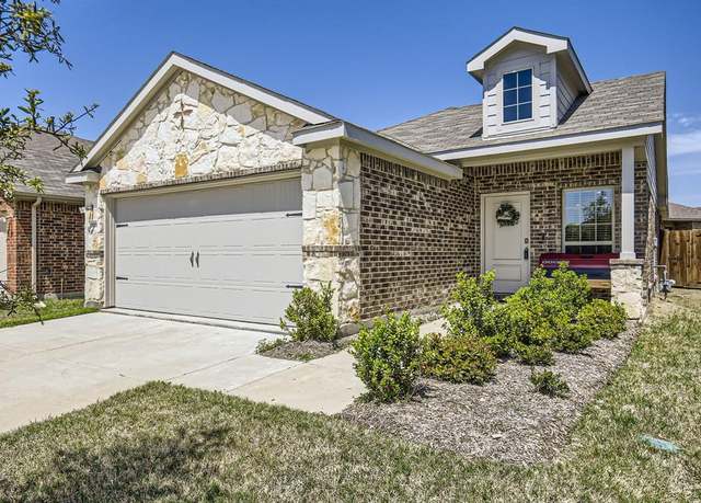 Property at 1610 Kalamath St, Forney, TX 75126, 3 beds, 2 baths