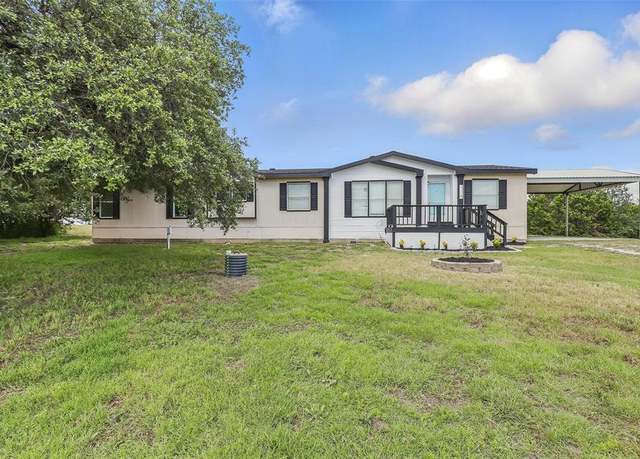 Property at 115 Cedar Ridge Dr, Weatherford, TX 76087, 3 beds, 2 baths