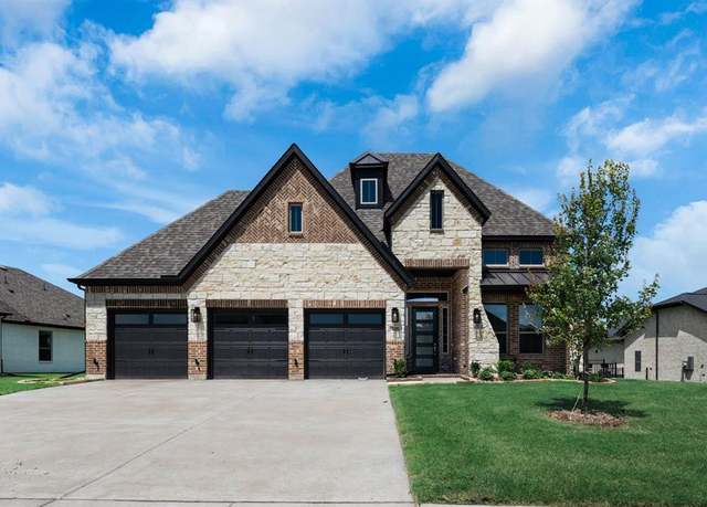 Property at 109 Deep Water Ct, Heath, TX 75032, 3 beds, 2 baths