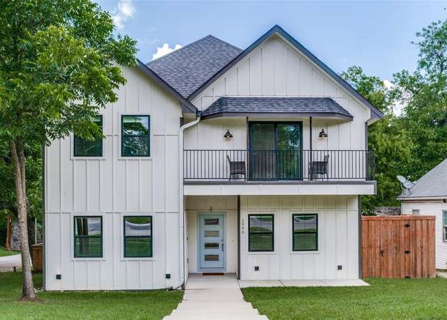 Property at 1000 Cameron Ave, Dallas, TX 75223, 4 beds, 3.5 baths