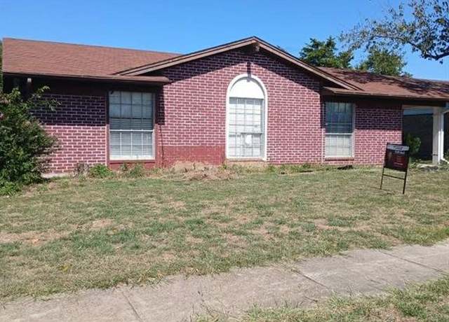 Property at 11231 Pelican Dr, Dallas, TX 75238, 3 beds, 2 baths