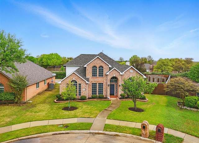 Property at 1698 Castle Pines Dr, Frisco, TX 75036, 4 beds, 3.5 baths