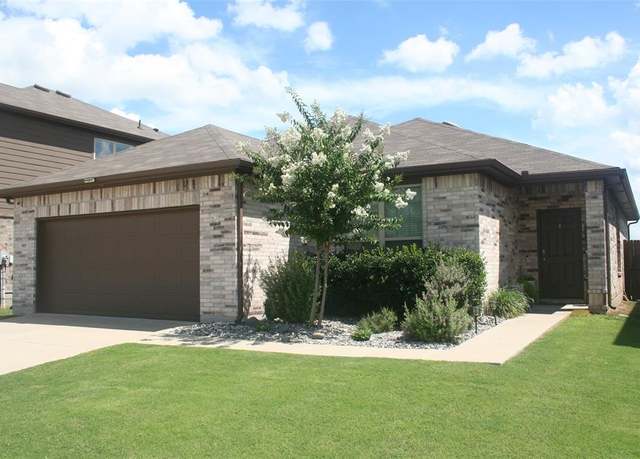 Property at 905 Ravenwood Ln, Van Alstyne, TX 75495, 3 beds, 2 baths