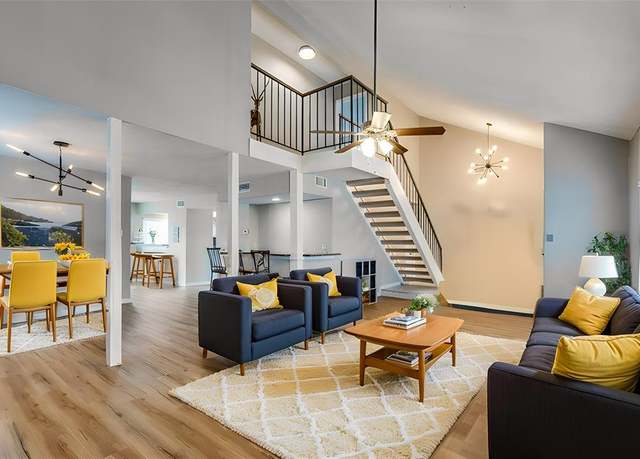 Property at 2520 Via Avenida Dr, Carrollton, TX 75006, 3 beds, 2.5 baths