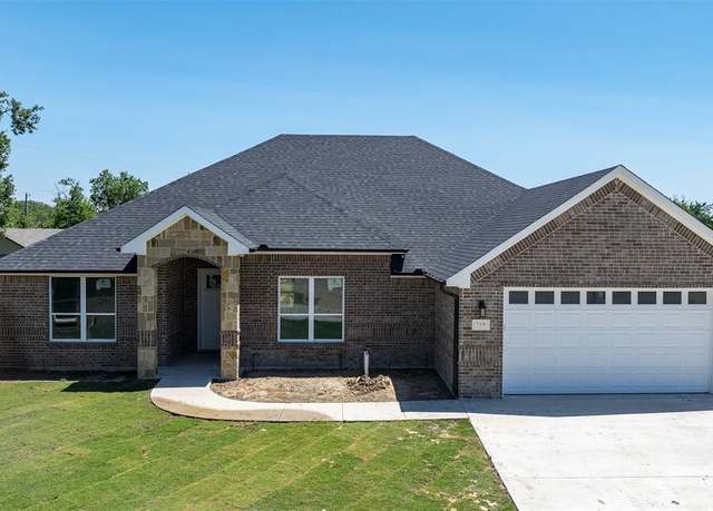 Property at 719 Cobblestone Cir, Mabank, TX 75147, 4 beds, 3 baths