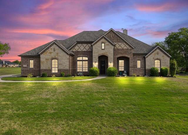 Property at 133 Shepherds Hill Rd, Waxahachie, TX 75165, 4 beds, 3 baths