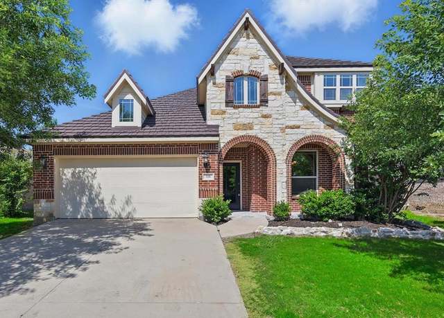 Property at 118 Rockhaven Dr, Alvarado, TX 76009, 4 beds, 2.5 baths