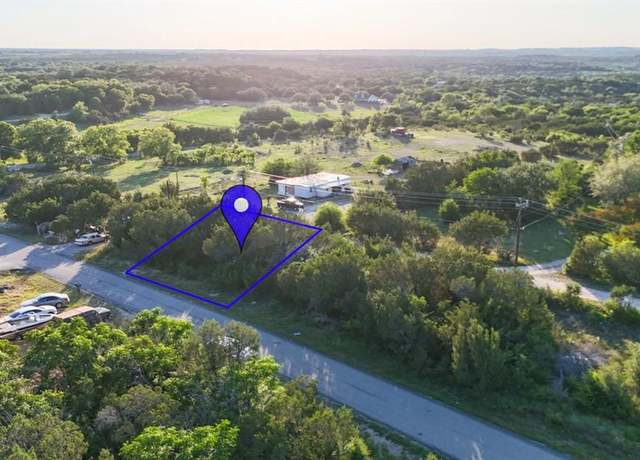 Property at 3426 Sumac Dr, Granbury, TX 76048