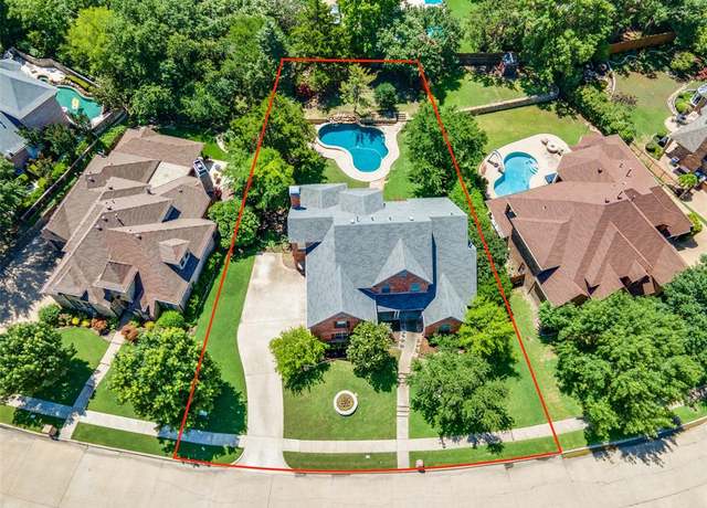Property at 808 Country Club Dr, Heath, TX 75032, 5 beds, 4 baths