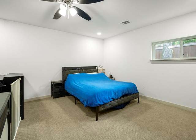 Property at 309 Overhill Dr, Arlington, TX 76010, 3 beds, 2 baths