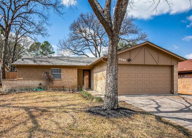 Property at 2620 Colleen Dr, Arlington, TX 76016, 3 beds, 2 baths