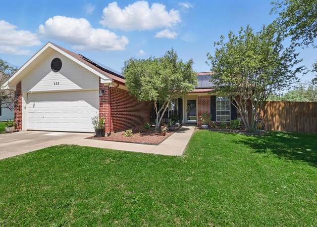 Property at 628 Stagecoach Dr, Oak Point, TX 75068, 3 beds, 2 baths