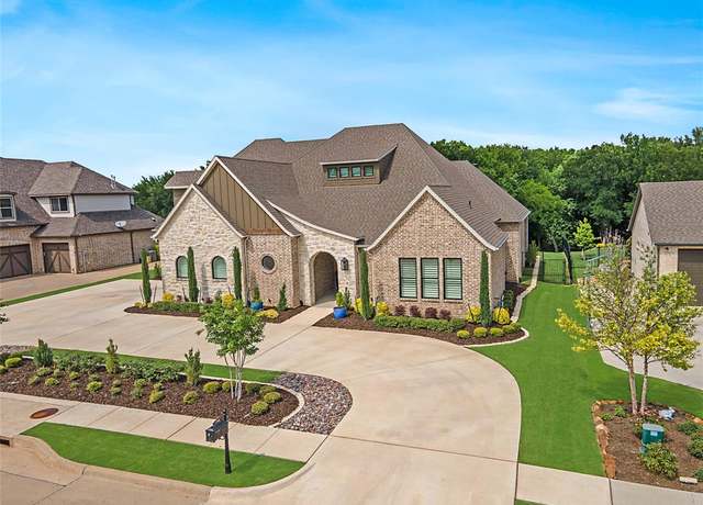 Property at 3240 Clubview Dr, Denton, TX 76226, 5 beds, 4.5 baths
