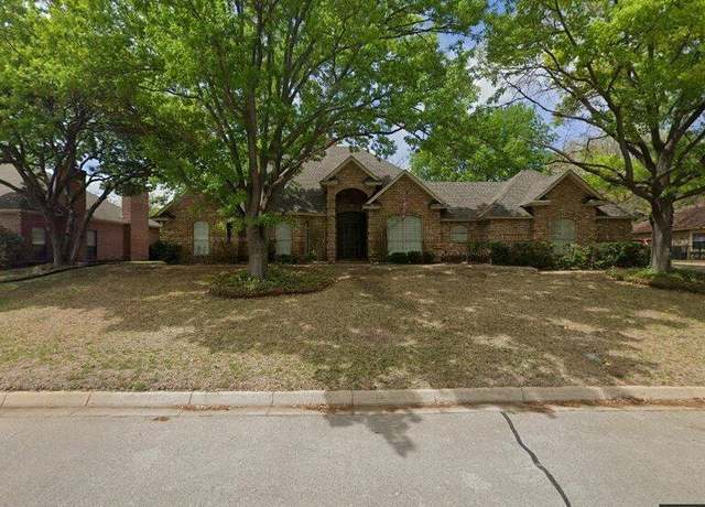 Property at 3744 Ben Creek Ln, Fort Worth, TX 76008, 3 beds, 2 baths