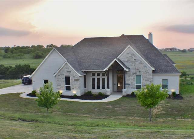 Property at 145 Overlook Dr, Aledo, TX 76008, 4 beds, 3 baths