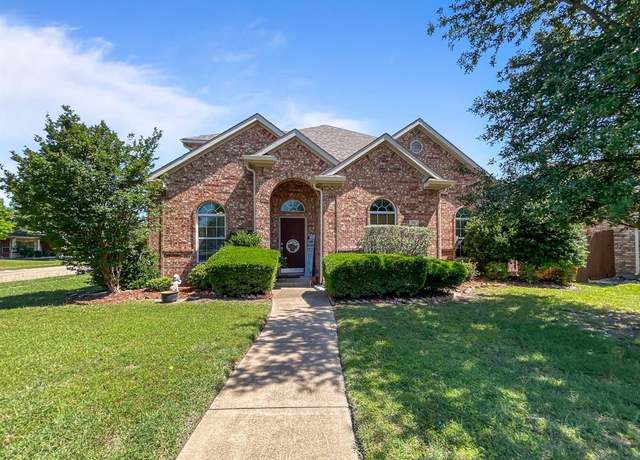 Property at 301 Quail Run Rd, Red Oak, TX 75154, 4 beds, 3 baths