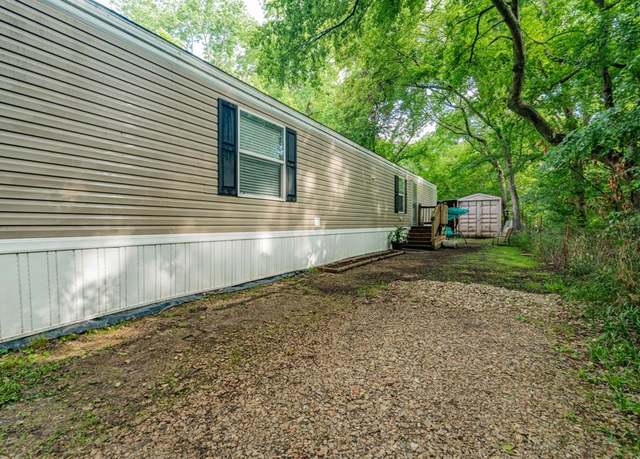 Property at 8709 City Lake Rd, Kemp, TX 75143, 2 beds, 2 baths