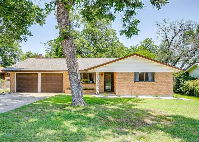 Property at 3621 Cimmaron Trl, Fort Worth, TX 76116, 3 beds, 2 baths