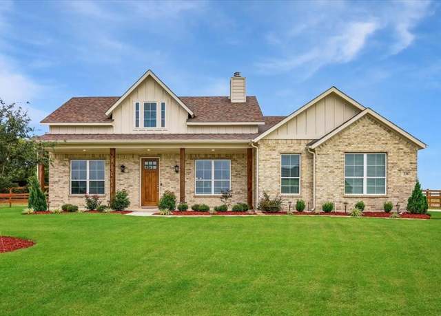 Property at 238 Regier Ct, Waxahachie, TX 75165, 4 beds, 2 baths