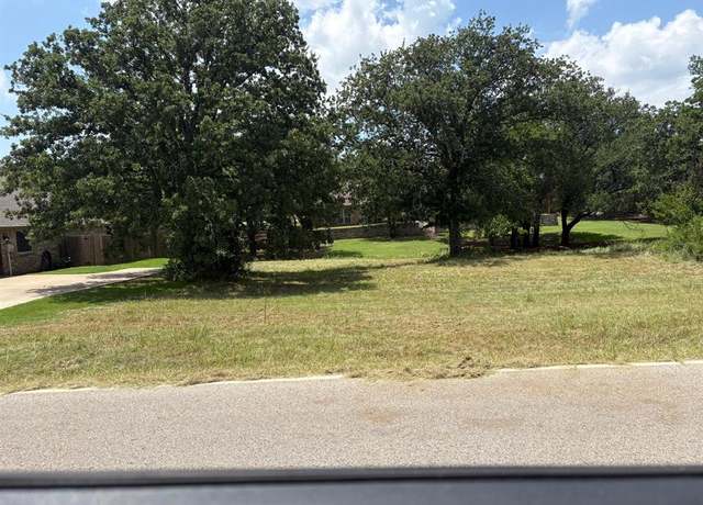 Property at 7012 Westover Dr, Granbury, TX 76049