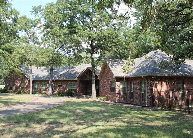 Property at 110 Bay Tree Trl, Mabank, TX 75156, 3 beds, 2.5 baths