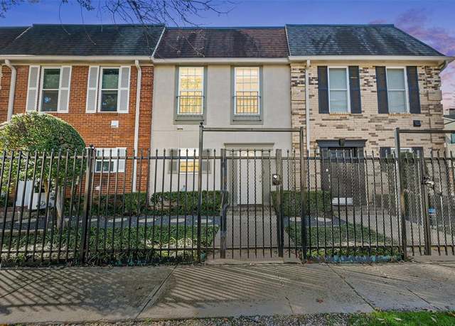 Property at 2727 Shelby Ave Unit D, Dallas, TX 75219, 2 beds, 2.5 baths