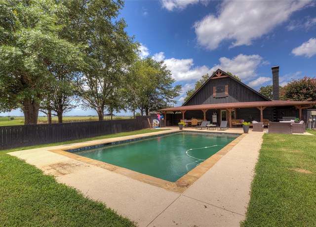 Property at 3551 County Road Nw 1018, Mount Vernon, TX 75457, 3 beds, 2.5 baths