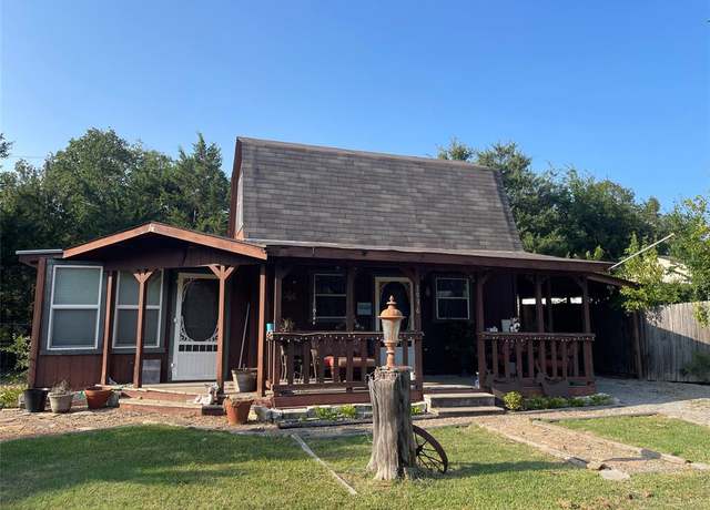 Property at 1936 Private Road 3344, Greenville, TX 75402, 2 beds, 1 bath