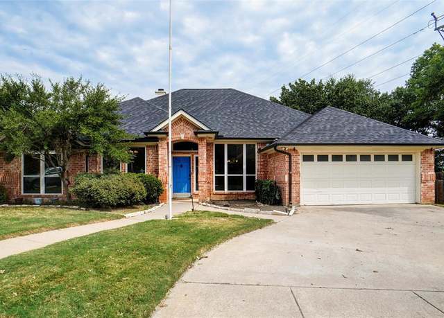 Property at 7113 Meandering Ct, North Richland Hills, TX 76182, 5 beds, 2.5 baths