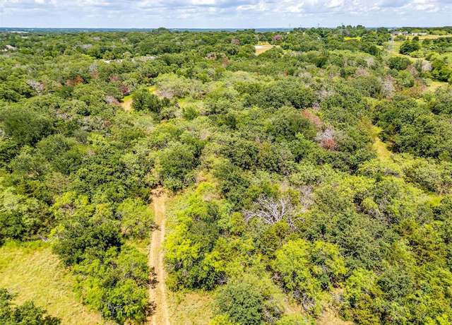 Property at 833 CR 426, Cleburne, TX 76031, 3 beds, 2 baths