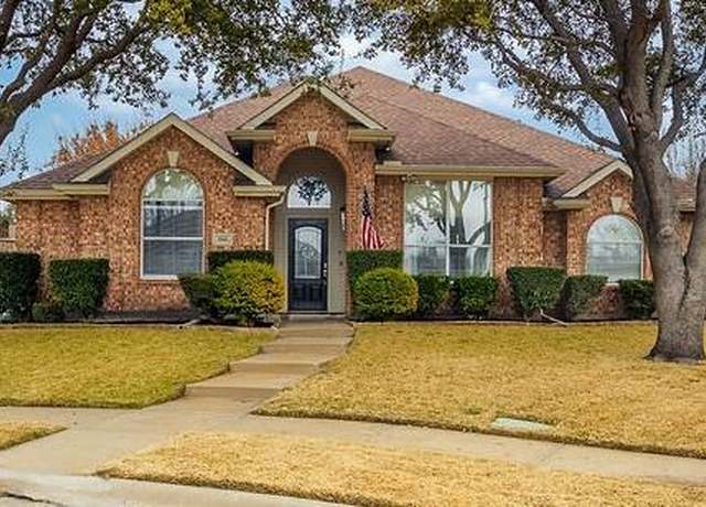 Property at 3941 Willow Bend Dr, The Colony, TX 75056, 4 beds, 2 baths