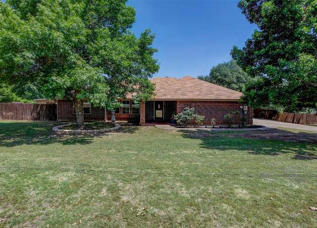 Property at 5411 Cool Springs Dr, Midlothian, TX 76065, 3 beds, 2 baths