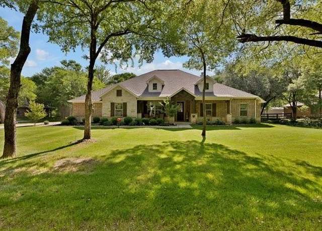 Property at 8450 Old Springtown Rd, Springtown, TX 76082, 4 beds, 2.5 baths