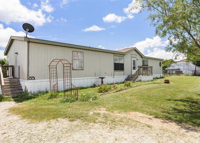 Property at 7901 County Road 1014, Joshua, TX 76058, 3 beds, 2 baths