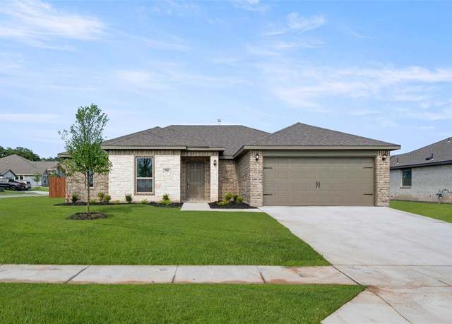 Property at 501 Pebble, Azle, TX 76020, 4 beds, 2 baths