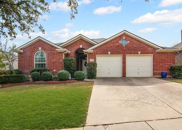 Property at 3520 Varden St, Fort Worth, TX 76244, 3 beds, 2 baths