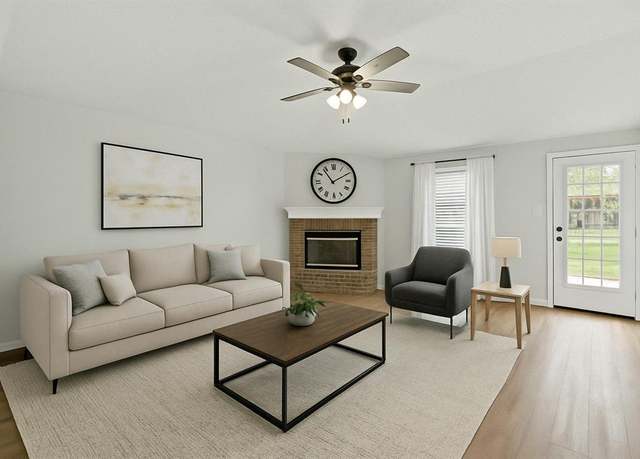 Property at 2420 Ensenada Ln, Fort Worth, TX 76108, 3 beds, 2 baths