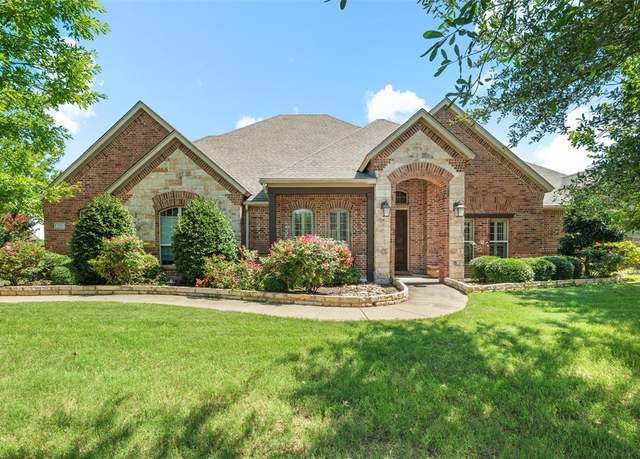 Property at 5820 Shiloh Forest Dr, Midlothian, TX 76065, 4 beds, 3 baths