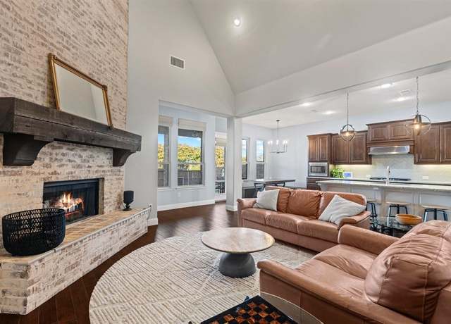 Property at 1100 Wedgewood Dr, Forney, TX 75126, 5 beds, 4.5 baths