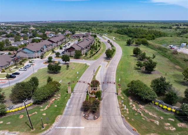 Property at 3007 Trinchera St, Forney, TX 75126, 4 beds, 2.5 baths